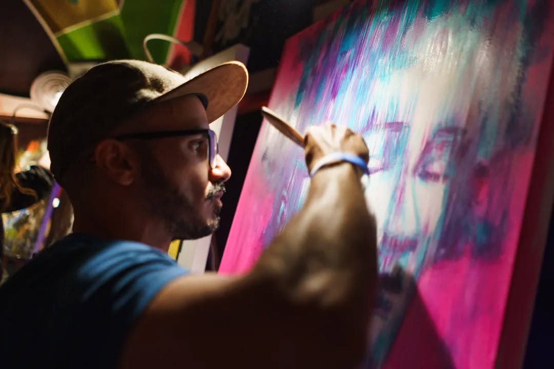 GANHEEEEEIII o Circus Battle XII !!!! O desafio era pintar uma quadro de 80 x 80 cm em 1 hora. . O evento foi incrível, a galera que acompanhou foi sensacional!!!Um agradecimento especial pra galera que eu c (4)