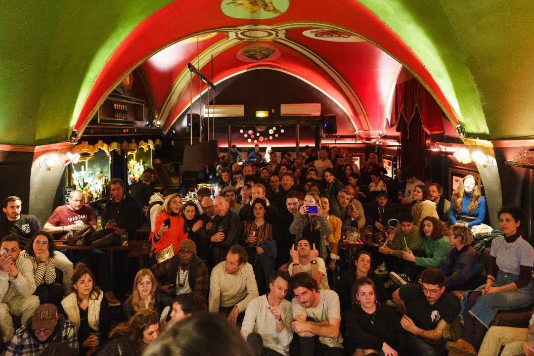 GANHEEEEEIII o Circus Battle XII !!!! O desafio era pintar uma quadro de 80 x 80 cm em 1 hora. . O evento foi incrível, a galera que acompanhou foi sensacional!!!Um agradecimento especial pra galera que eu c (5)